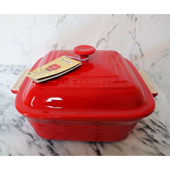 Le Creuset Other - Le Creuset Stoneware Casserole with Lid 3 qt Red